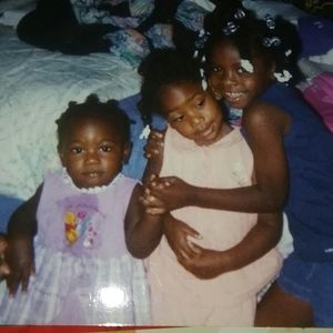 Meet your Posher, Essie